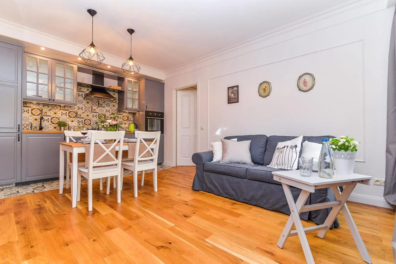 Two Bedroom Apartment In Warsaw With Space For Remote Work By Rent Like Home